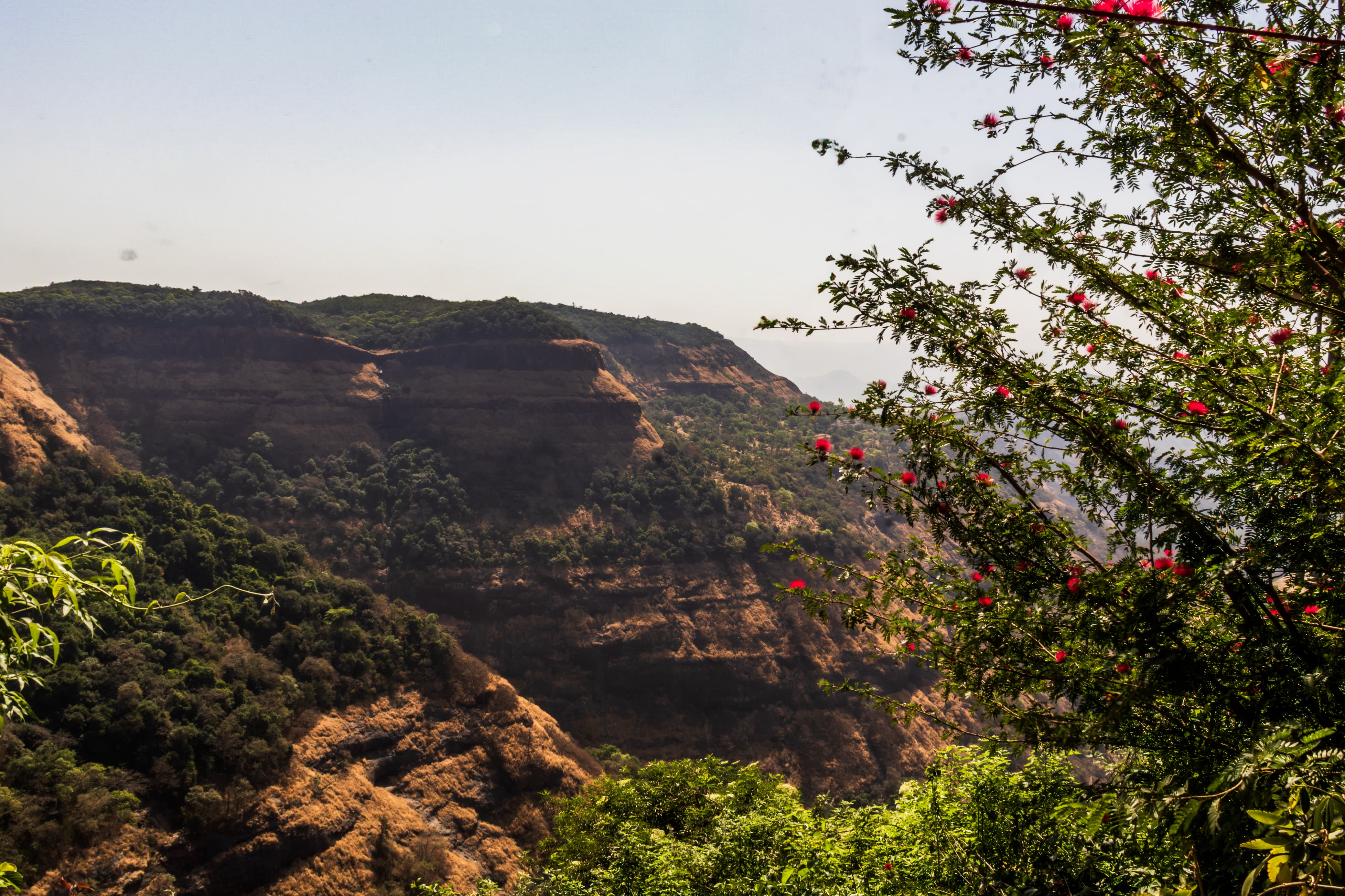 Matheran Ovi Holiday Cottage – Valley View